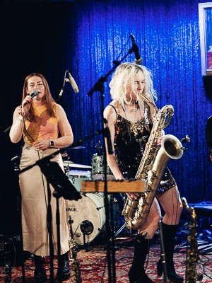  Savoy Truffle @ sparte4 — Saarbrücken, 20.02.2026 (Photo: Lara Neumann) — Kathrin Berger, Sarah Lysette 